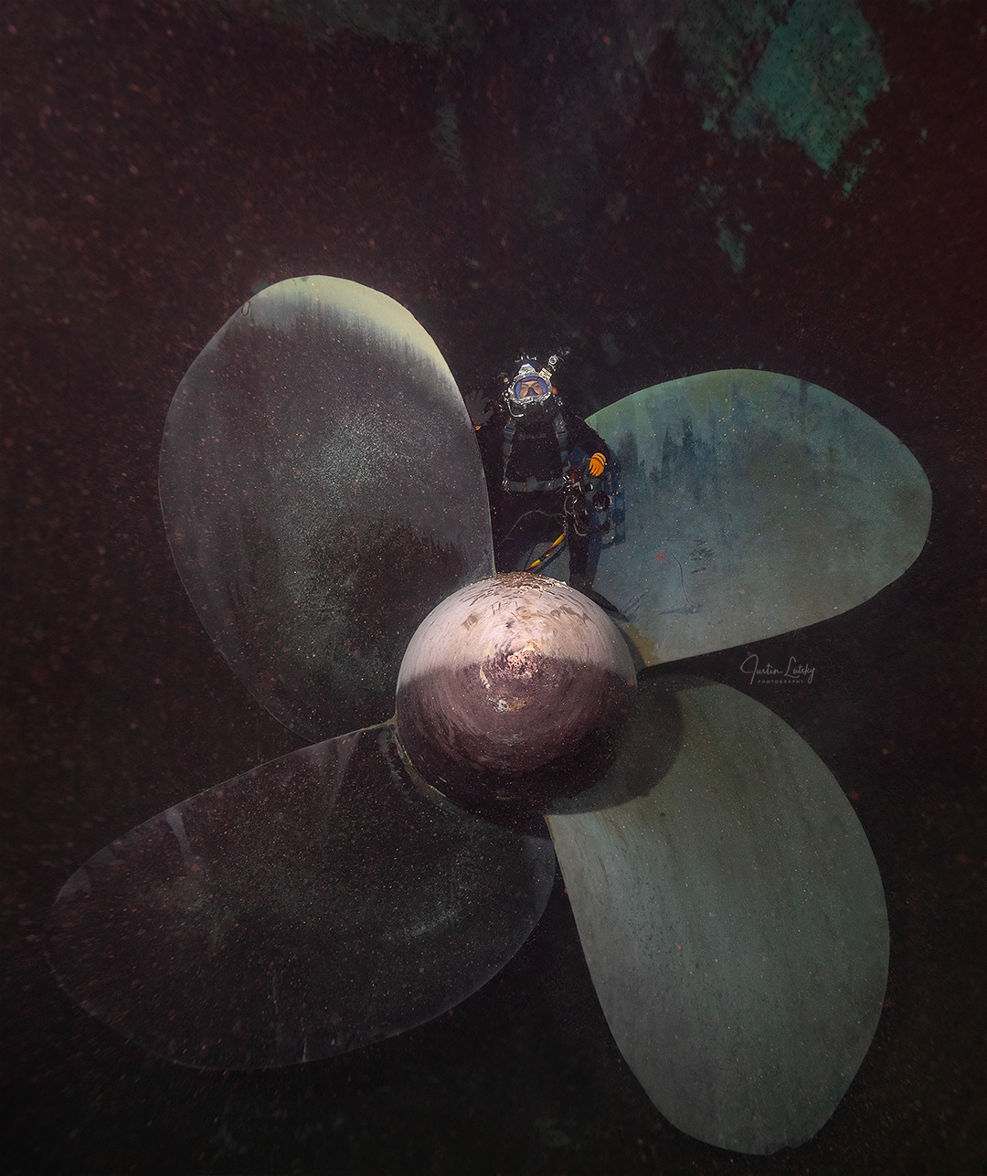 Queen Mary Propeller Room Commercial Diving